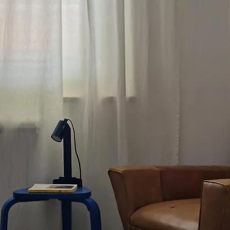 Apartment Meme's House