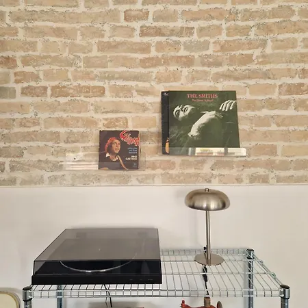 Apartment Meme's House